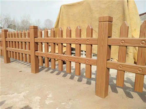 仿木栅栏制作
